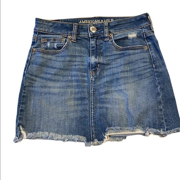 American Eagle Size 4 Denim Skirt - Picture 1 of 4